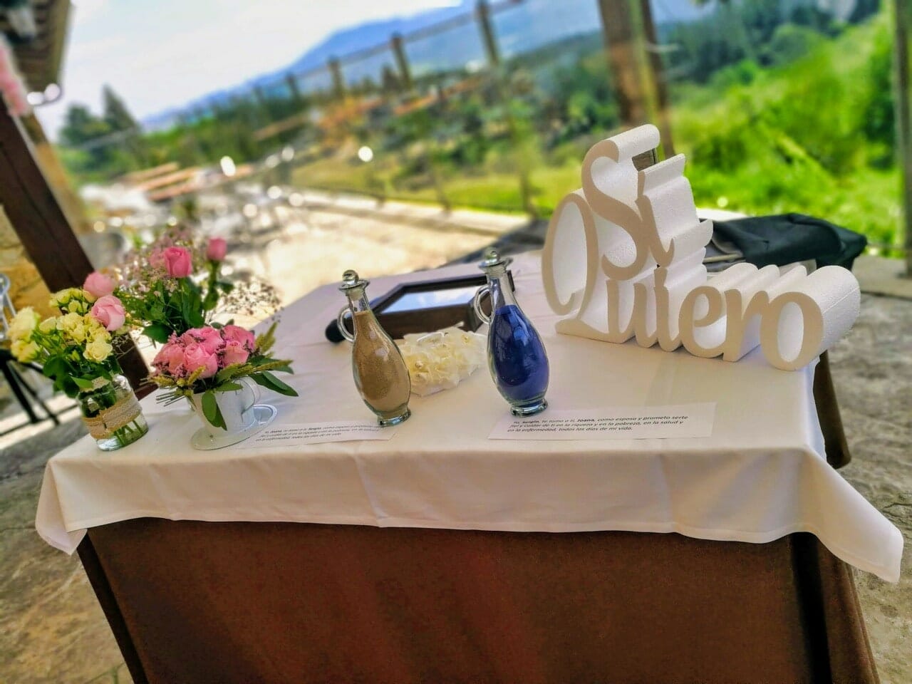 mesa de ceremonia en horma ondo sergio y joana
